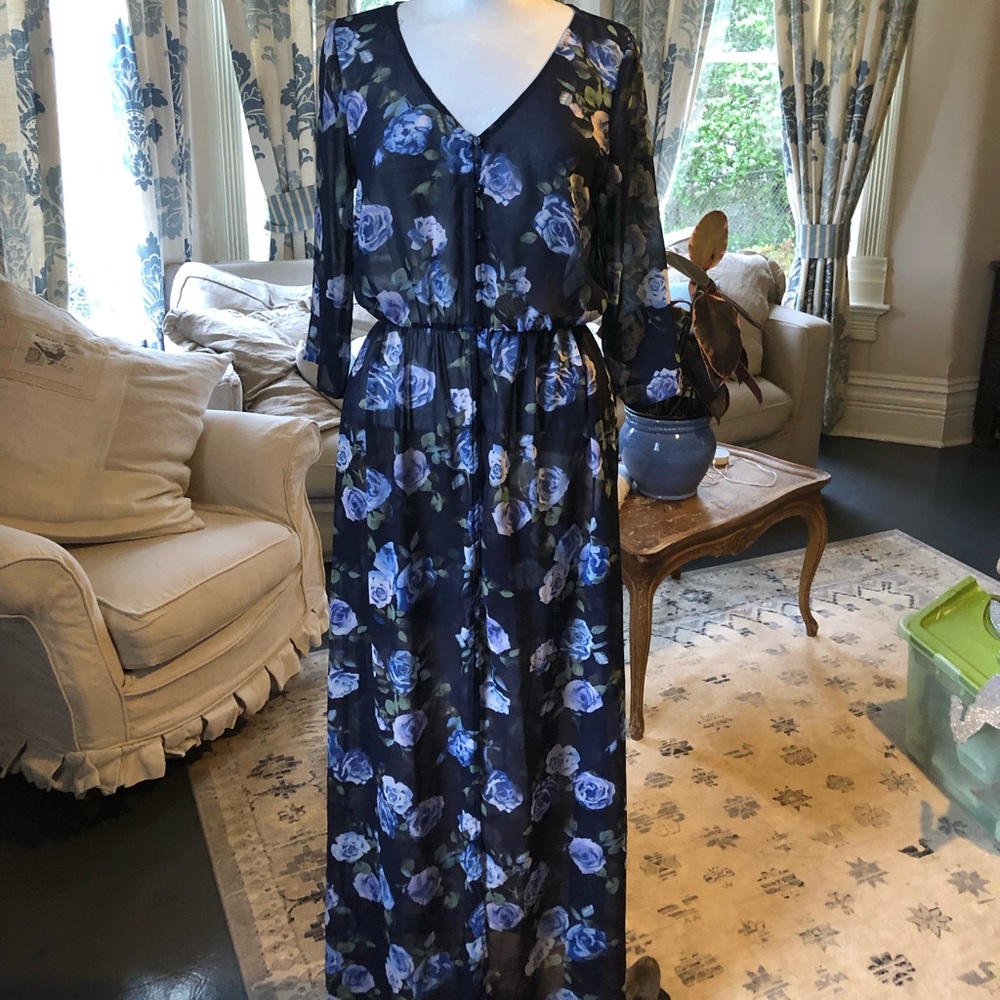 Forever 21 sheer button up dress. Size M. never worn
